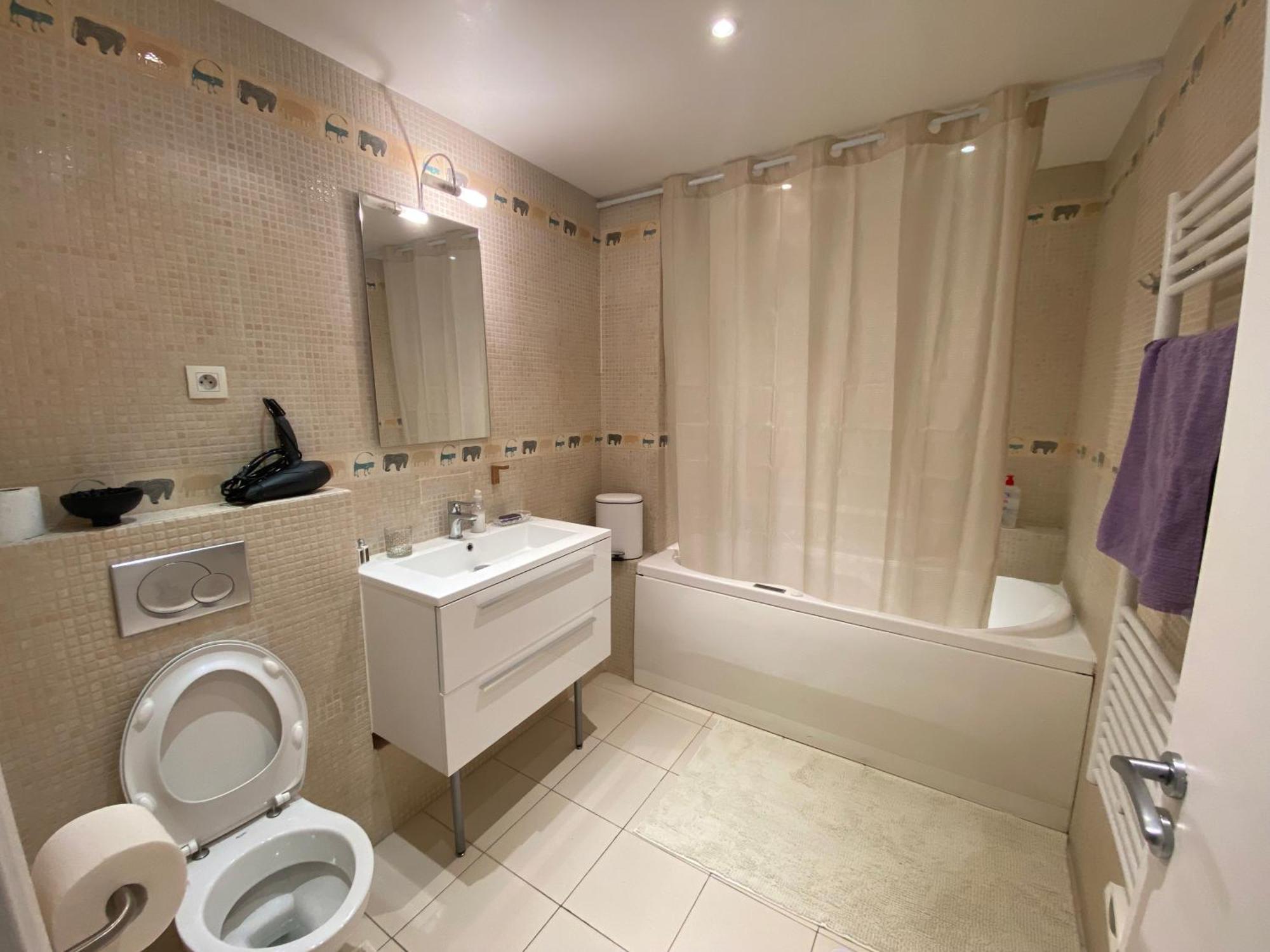 Grand Appartement Luxueux, Calme Et Sur パリ エクステリア 写真